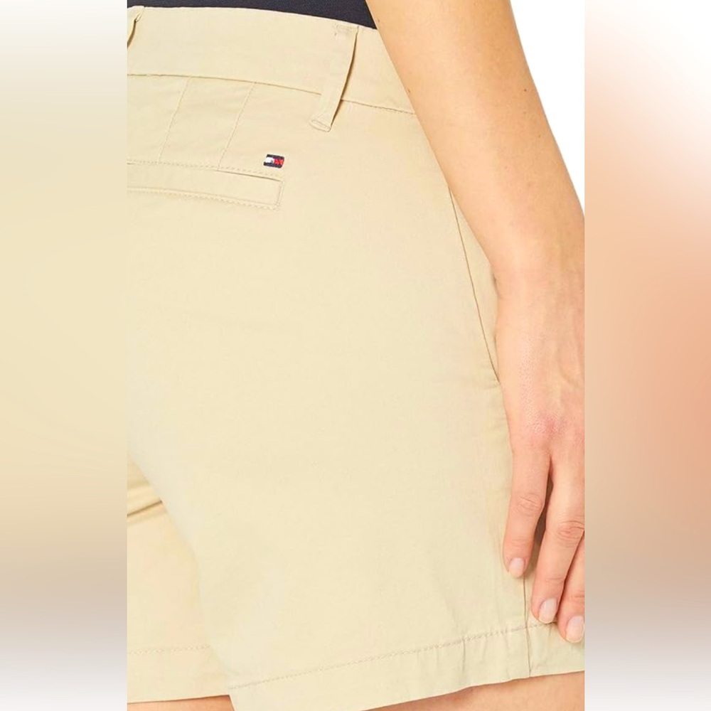 Tommy Hilfiger Women's Tan Shorts